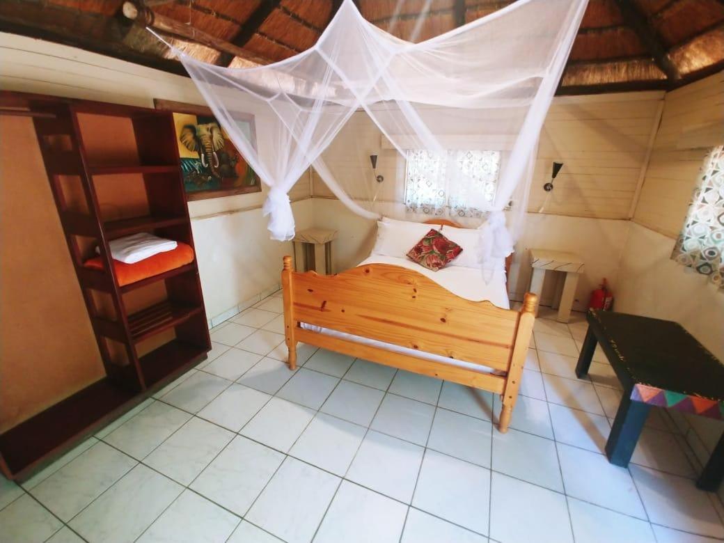 Pumusa Bushcamp Hluhluwe Exterior foto