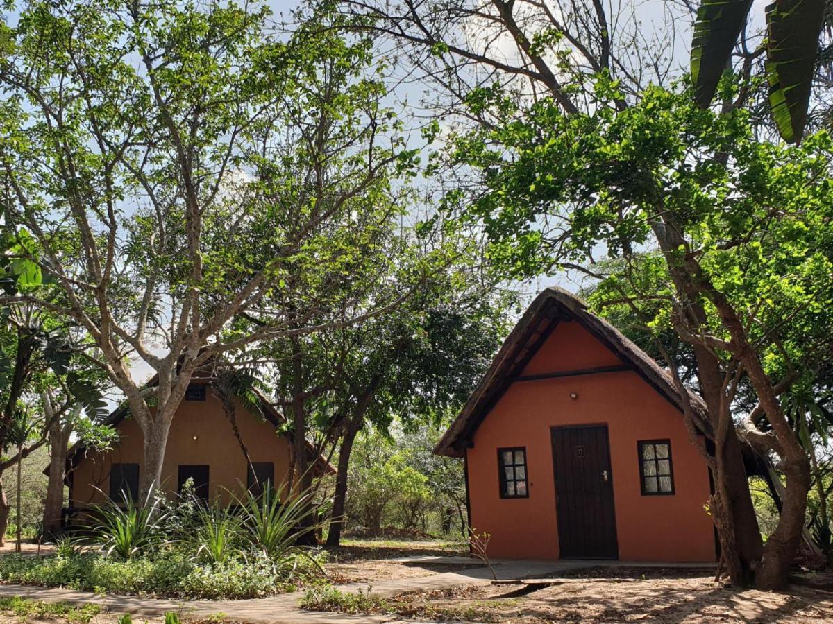 Pumusa Bushcamp Hluhluwe Exterior foto